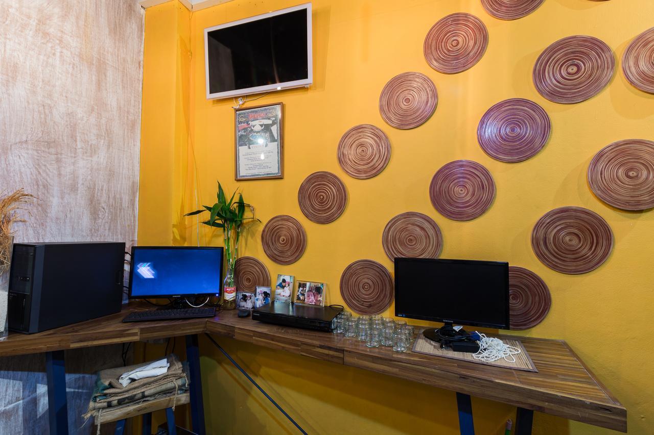 Wire Hostel Patong Kültér fotó