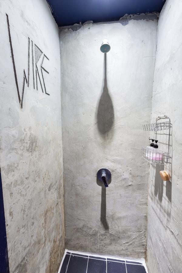 Wire Hostel Patong Kültér fotó
