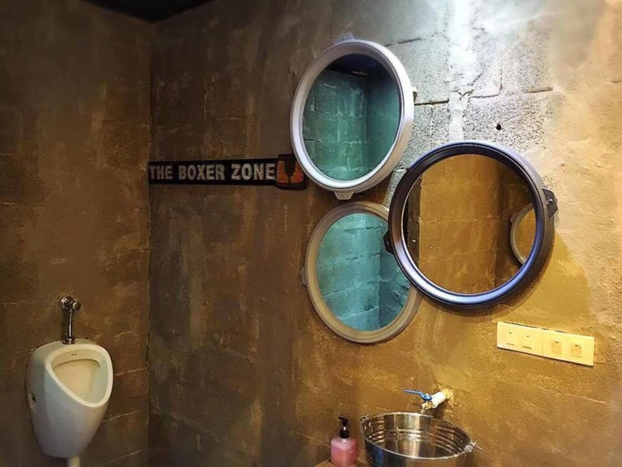 Wire Hostel Patong Kültér fotó