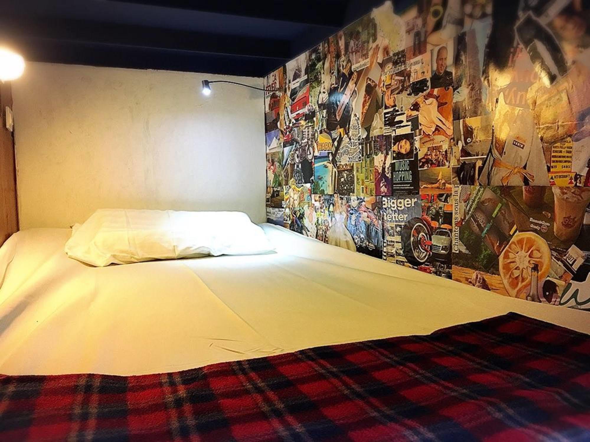 Wire Hostel Patong Kültér fotó